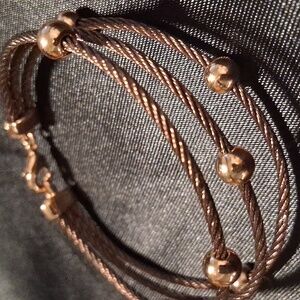 GUESS Chocolate And Rose Gold Three Strand Twisted Cable Bracelet SZ 7.5